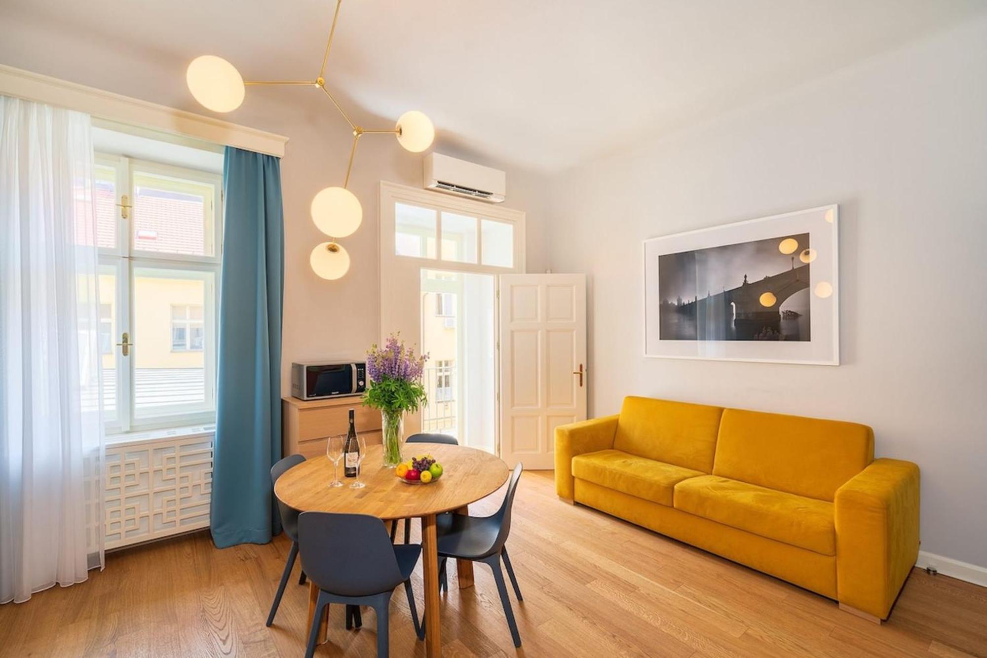 Quiet City Center Apartment In Hip & Foodie Area Praga Zewnętrze zdjęcie